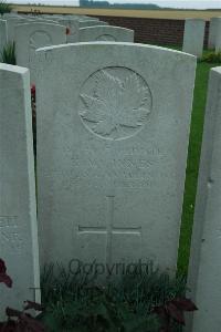 Canada Cemetery Tilloy Les Cambrai - McInnes, K